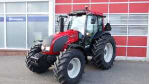 VALTRA A93 HITECH SOLGT TIL ASAA