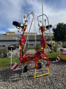 1 stk. Pöttinger HIT 6.69